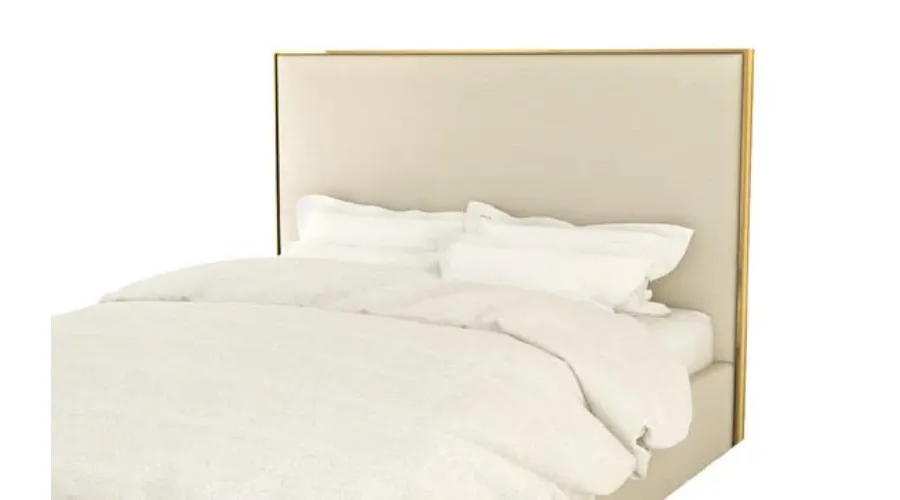 picture 2 An elegant bed with a beautiful fabric headboard - Ana Roque