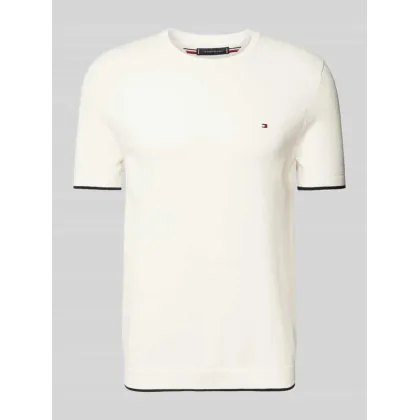 Zdjęcie T-shirt z detalem z logo