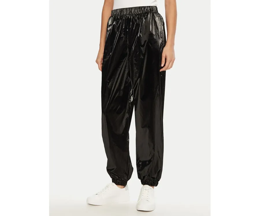 obrazek 1 Guess Spodnie dresowe V5RB09 WGUJ0 Czarny Regular Fit