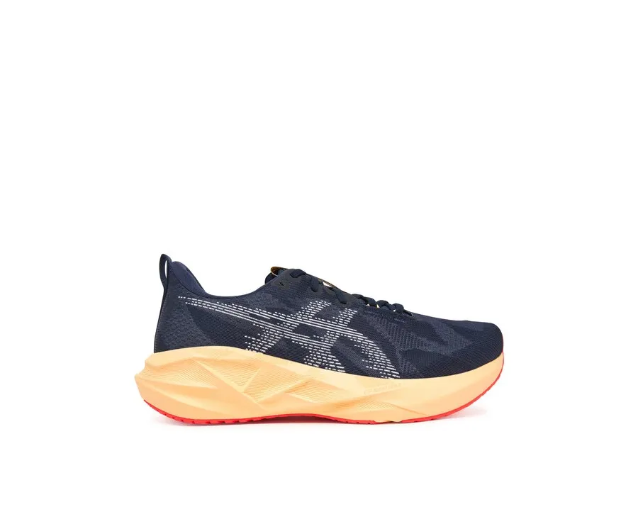 obrazek 1 Asics Buty do biegania Novablast 5 1011B974 Granatowy