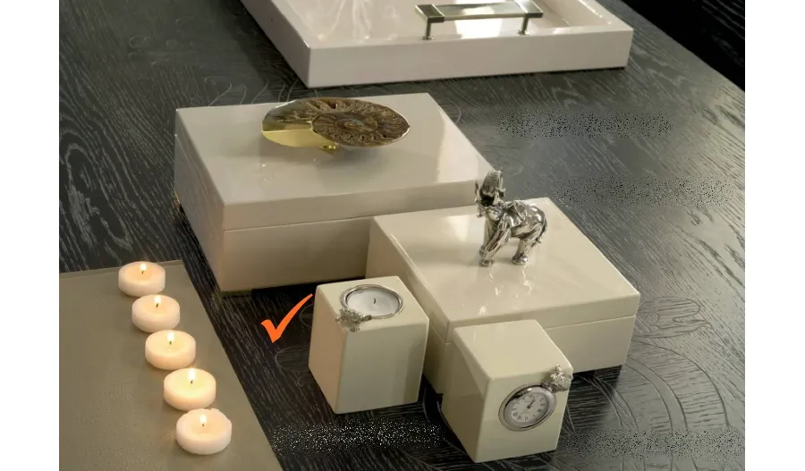 obrazek 1 Elegancki drewniany świecznik na podgrzewacze w kolorze kości słoniowej