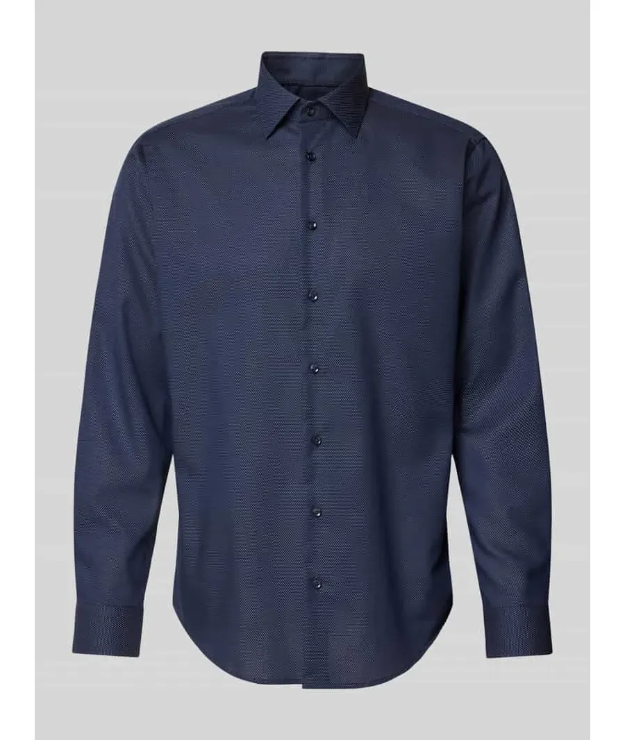 obrazek 1 Koszula biznesowa o kroju regular fit z kołnierzykiem typu kent