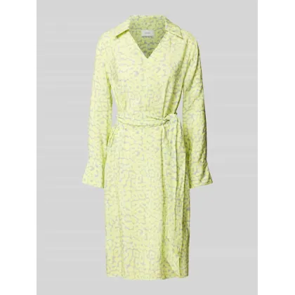 Zdjęcie Sukienka o długości do kolan z wiązanym paskiem