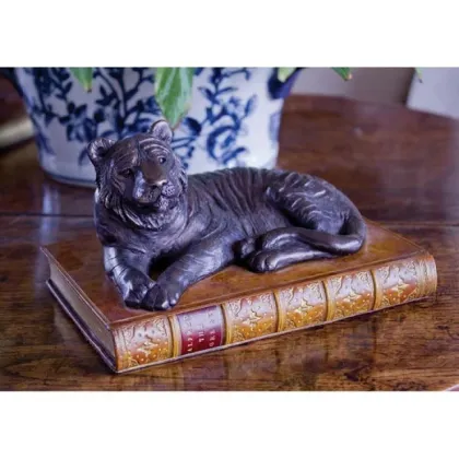 Zdjęcie Egzotyczny przycisk do papieru