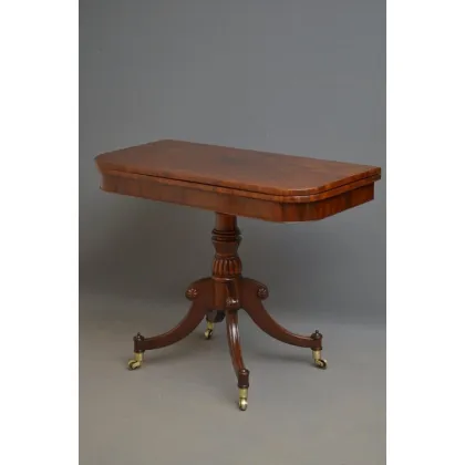 Zdjęcie Antyczny, regencyjny, mahoniowy cokołowy stół herbaciany z 1820  roku