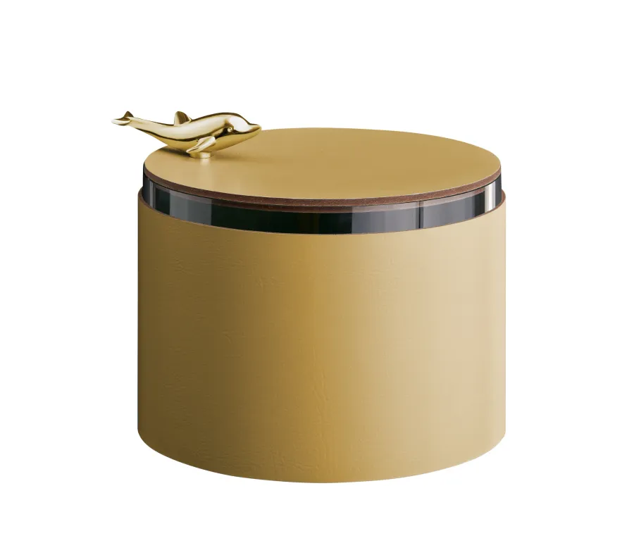 obrazek 1 Oryginalne skórzane pudełko Ø15xH10 cm w kolorze musztardowym ozdobione małym delfinem