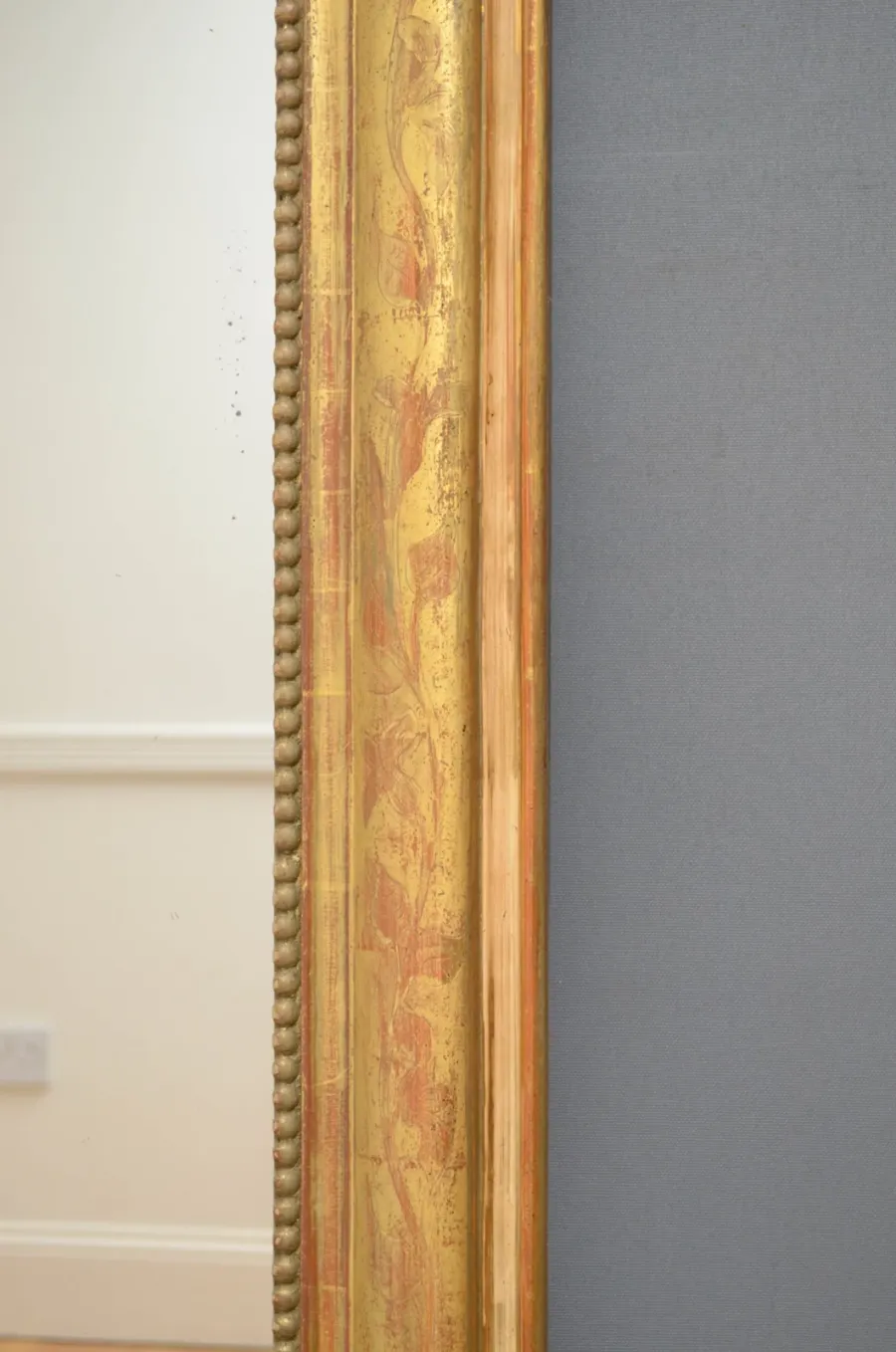 obrazek 5 Atrakcyjne pozłacane XIX-wieczne lustro Giltwood