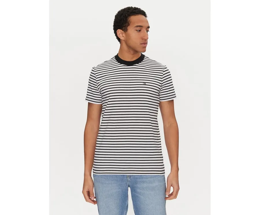 obrazek 1 Calvin Klein Jeans T-Shirt J30J326683 Czarny Regular Fit