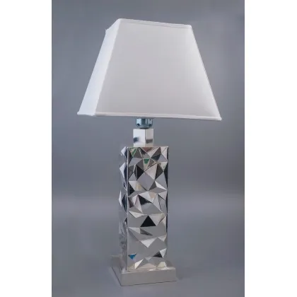 Zdjęcie Charakterystyczna lampa jako ozdoba do salonu - ArtBe