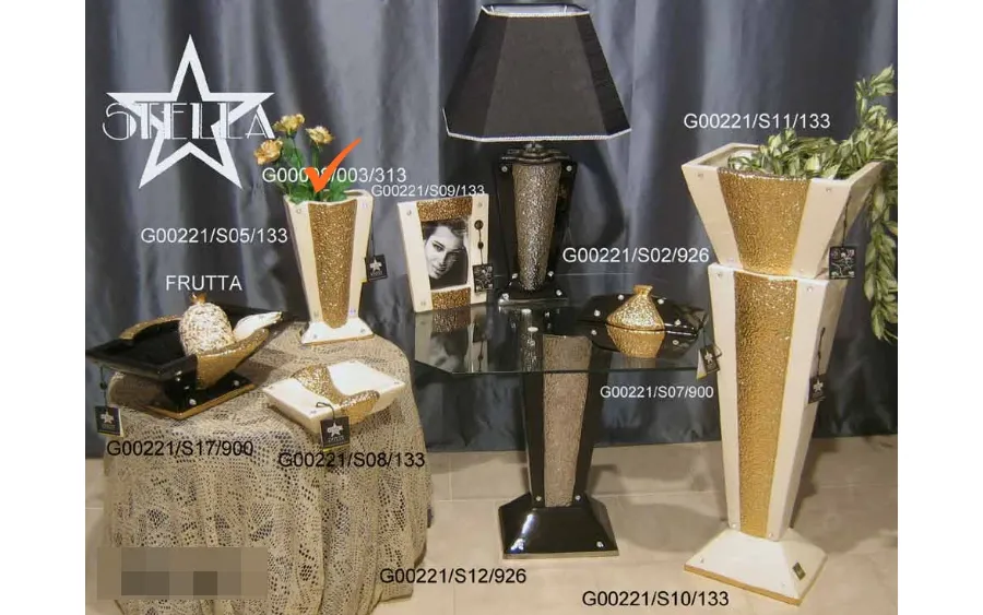 obrazek 1 Luksusowy ceramiczny wazon zdobiony kamieniami