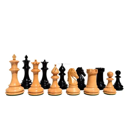 Zdjęcie Ręcznie rzeźbione drewniane figury szachowe - The Chess Empire
