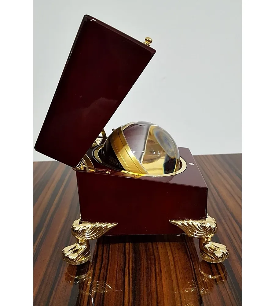 picture 4 Sextant with Clock