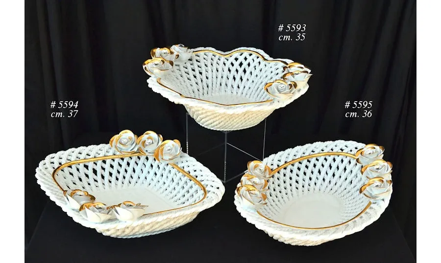 picture 1 Plates for fruit / bread