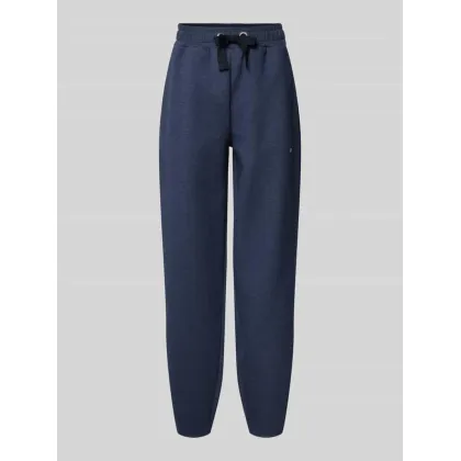 Zdjęcie Spodnie dresowe o kroju tapered fit z detalem z logo model ‘Ebrandi’