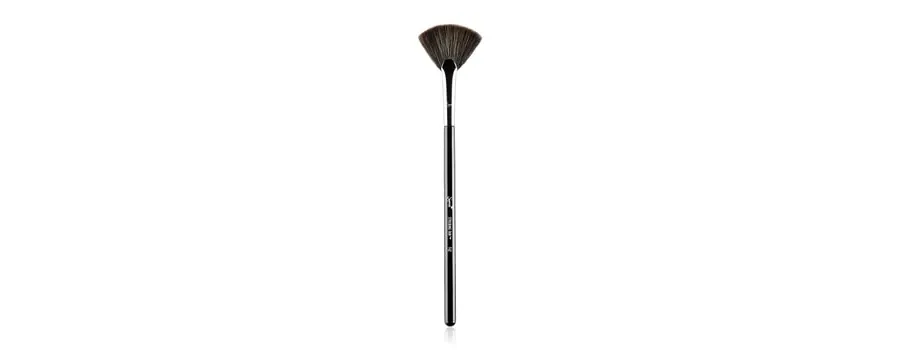 obrazek 1 Sigma Beauty F42 - Strobing Fan Pędzel wachlarzowy 1 szt.