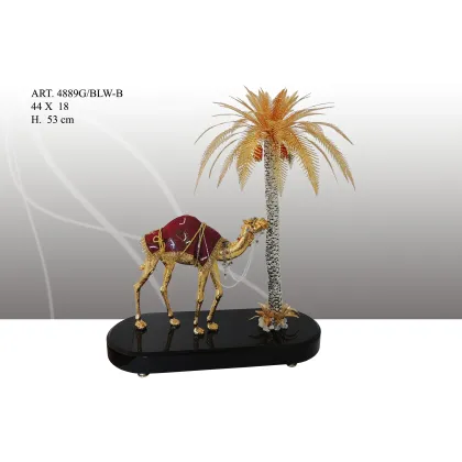 Zdjęcie Stylowa figura królewskiego wielbłąda