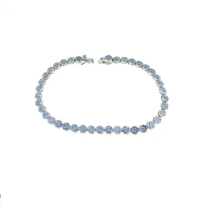 Zdjęcie Piękna bransoletka łańcuszkowa z cyrkoniami