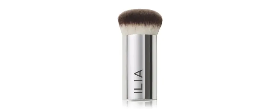obrazek 1 ILIA Beauty Brushes Perfecting Buff Pędzelek do pudru 1 szt.