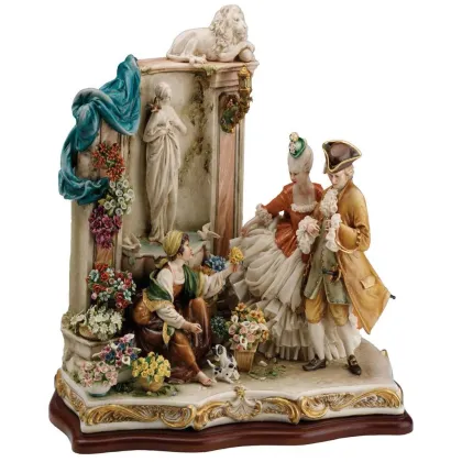Zdjęcie Piękna figura z porcelany do apartamentu