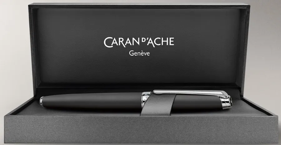 picture 2  Léman Fountain Pen - Black Mat silver plated/rhodium coated