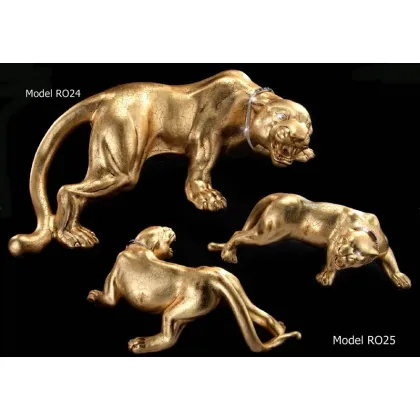 Picture A phenomenal panther decorated with Swarovski crystals