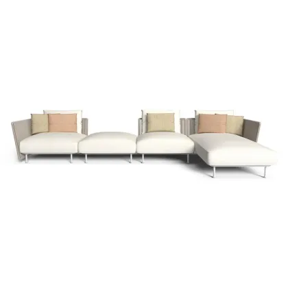Zdjęcie Wygodna szeroka włoska modular sofa na taras