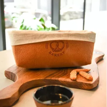 Zdjęcie Fenomenalny koszyk filcowy z logo firmowym