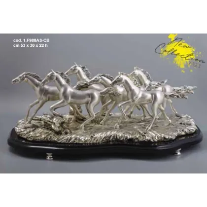 Zdjęcie Luksusowa statuetka ozdobna ilustrująca grupę koni - ArtBe