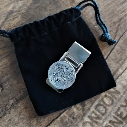 Zdjęcie Klips do pieniędzy z cyny zdobiony celtyckim wzorem