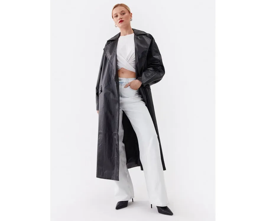 obrazek 1 Calvin Klein Jeans Płaszcz przejściowy J20J221389 Czarny Relaxed Fit