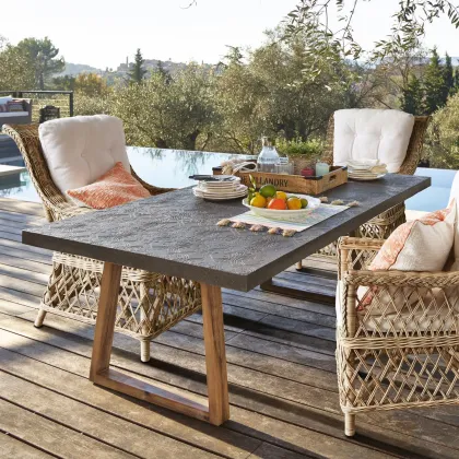 Zdjęcie Stół Ioan