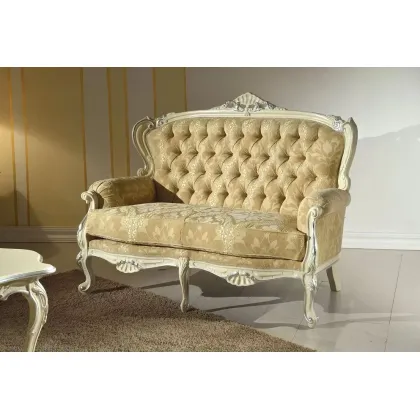 Zdjęcie Lakierowana sofa Chippendale do stylowych wnętrz