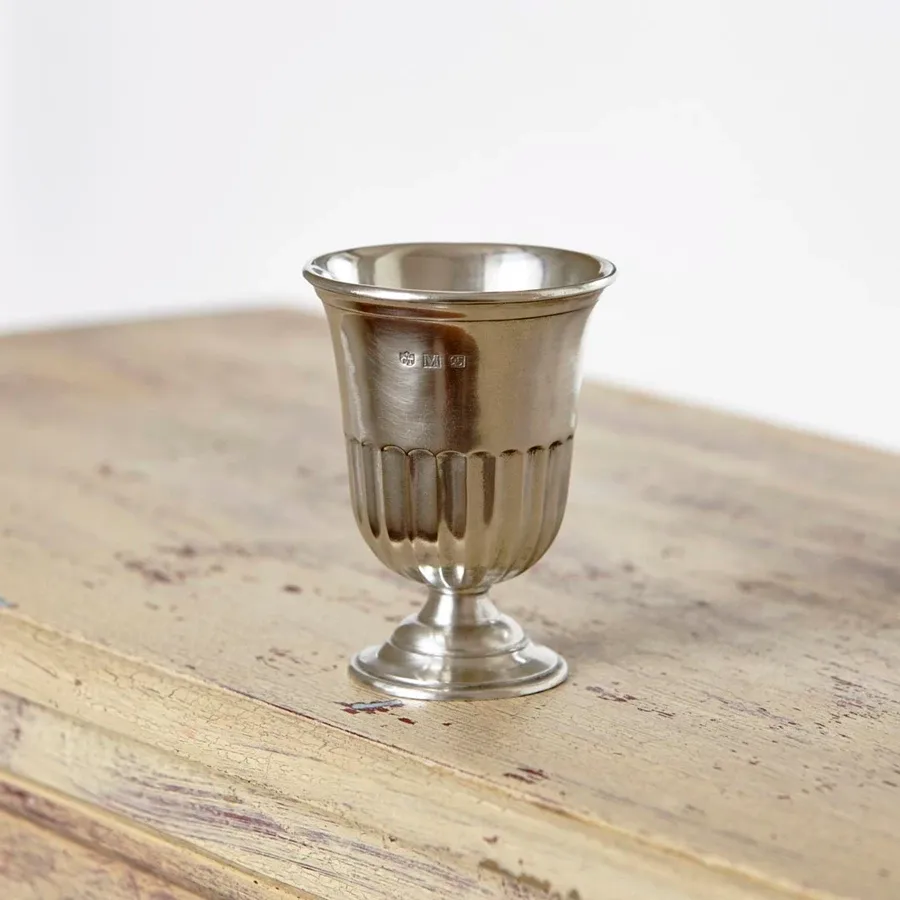 picture 3 Beautiful, genuine artistic candleholder