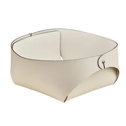 Picture Stylish Flora basket made of vanilla-colored leather