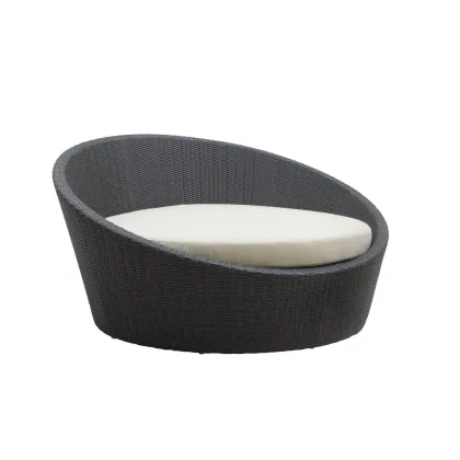 Zdjęcie Wyjątkowe łóżko ogrodowe Sentosa