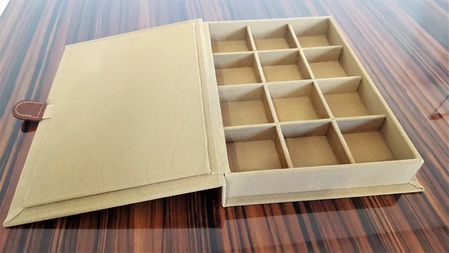 picture 7 Leather box for tie and cufflinks - Absolute Breton
