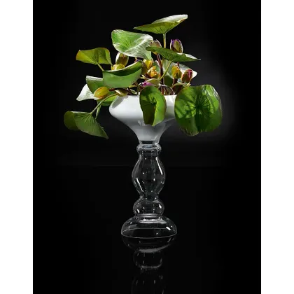 Picture A large glass vase with lotus flowers by VG