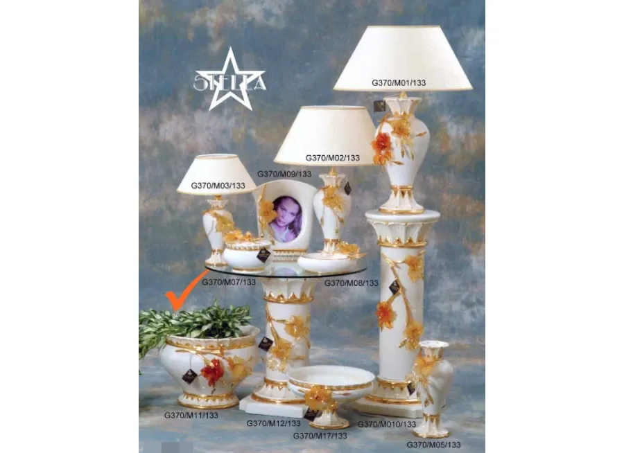 obrazek 1 Zjawiskowa ceramiczna donica zdobiona kwiatami