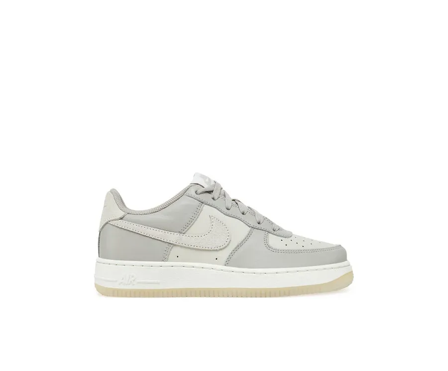 obrazek 1 Nike Sneakersy Air Force 1 Lw8 5 (GS) HF5349 001 Szary