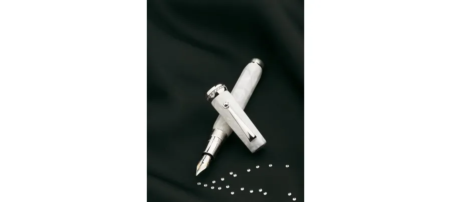 obrazek 1 White Diamonds Pióro Wieczne Micra Montegrappa