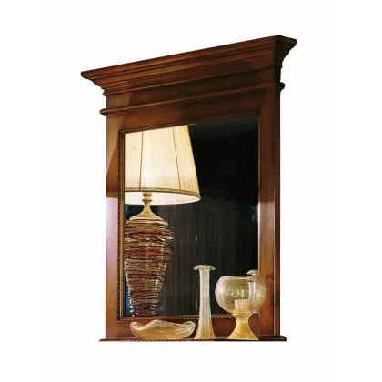 Zdjęcie Luksusowe antyczne lustro w kolorze naturalnego drewna