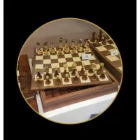 Zdjęcie Elegancka szachownica z drewna ze schowkiem - Italfama