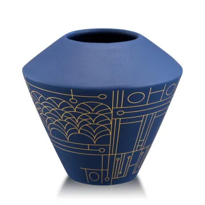 Zdjęcie Ceramiczny mały wazon z geometrycznym złotym zdobieniem – Ahura