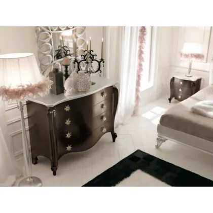 Zdjęcie Komoda Bigitte, lite drewno, vintage czarna ze srebrnym blatem i szklanymi uchwytami - Avenanti