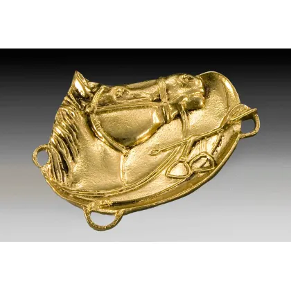 Picture An unusual bronze ashtray