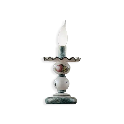 Zdjęcie Stylowa klasyczna lampka na stolik z Włoch