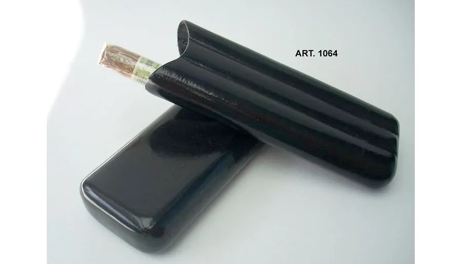 picture 1 VPR Firenze leather cigar case