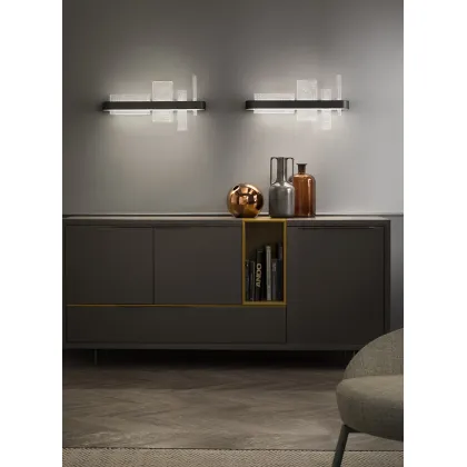 Zdjęcie Unikalna lampa ścienna od włoskiego producenta