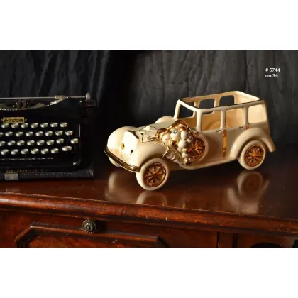 Picture Beautiful ceramic decoration - car model