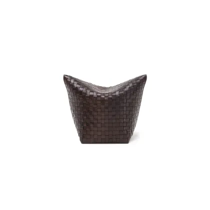 Zdjęcie Włoska tkana pufa – rzemieślnicze wykonanie